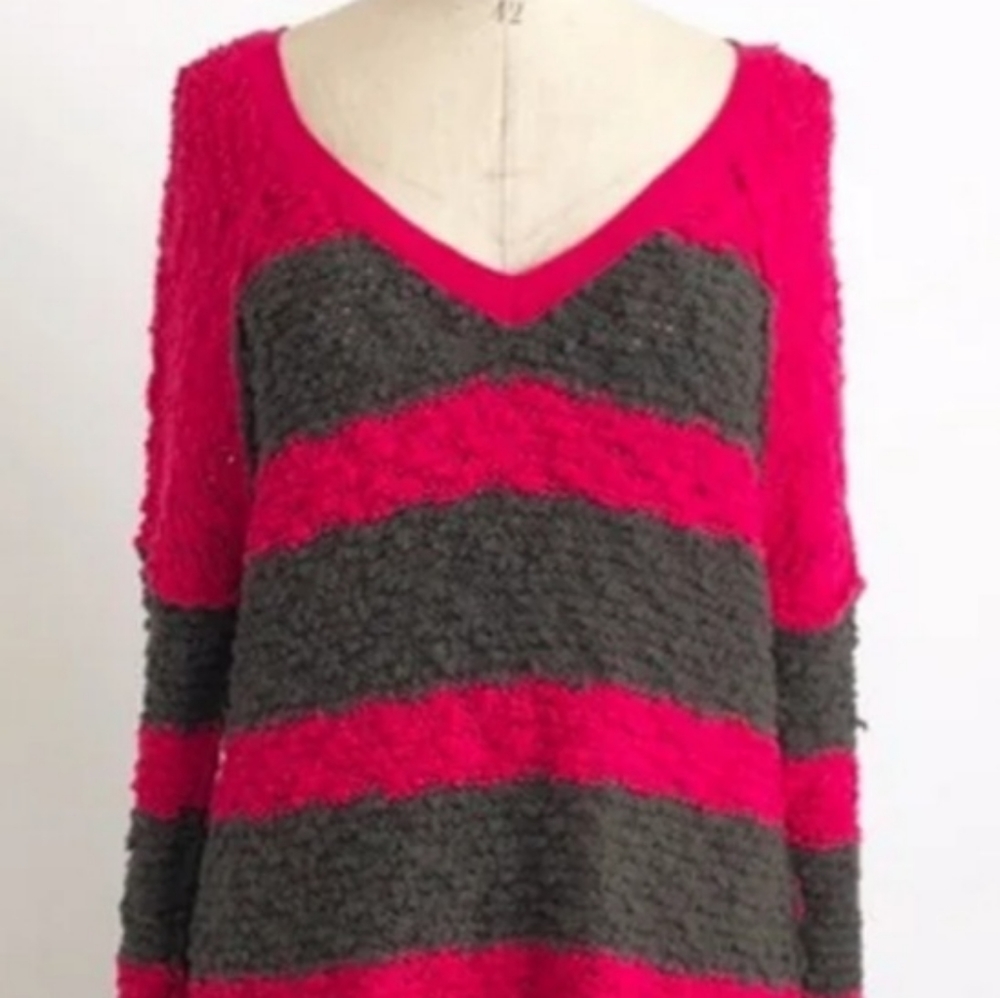 Free People Striped v neck sweater XS
